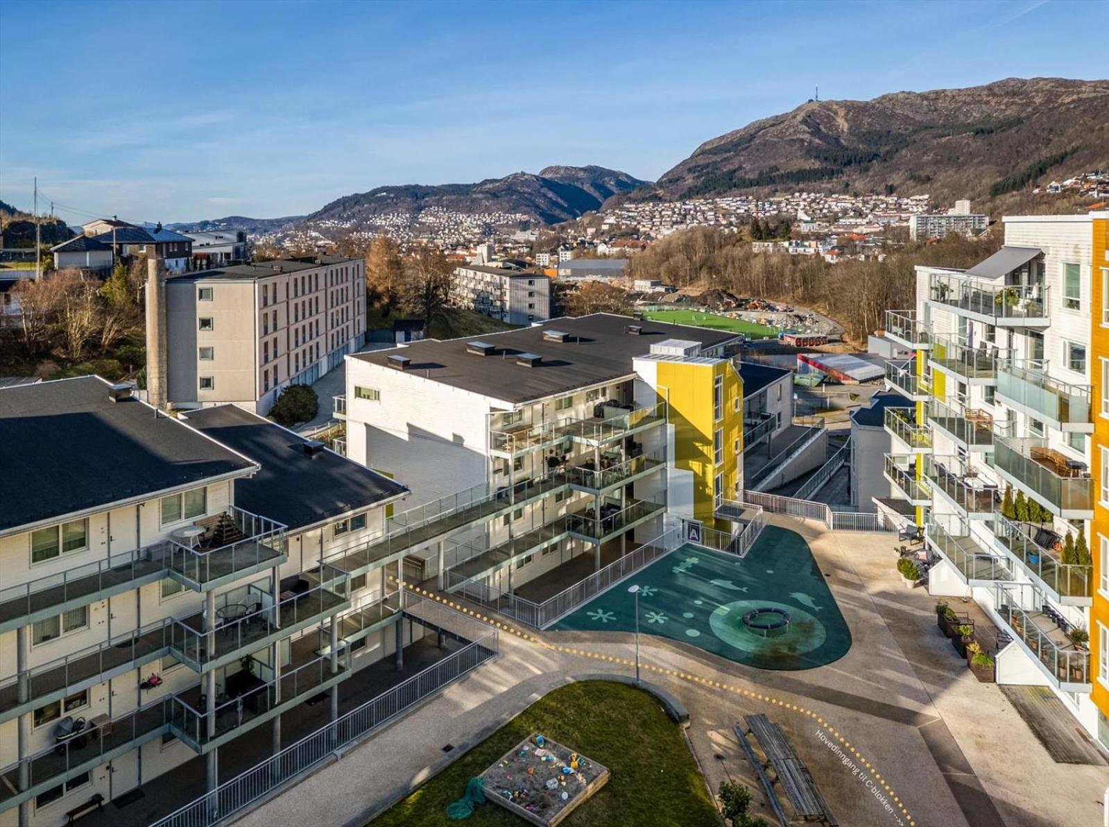 3 Sleeping Rooms For 82M2 Which Direct Traffic To Airport And City Center Bergen Extérieur photo