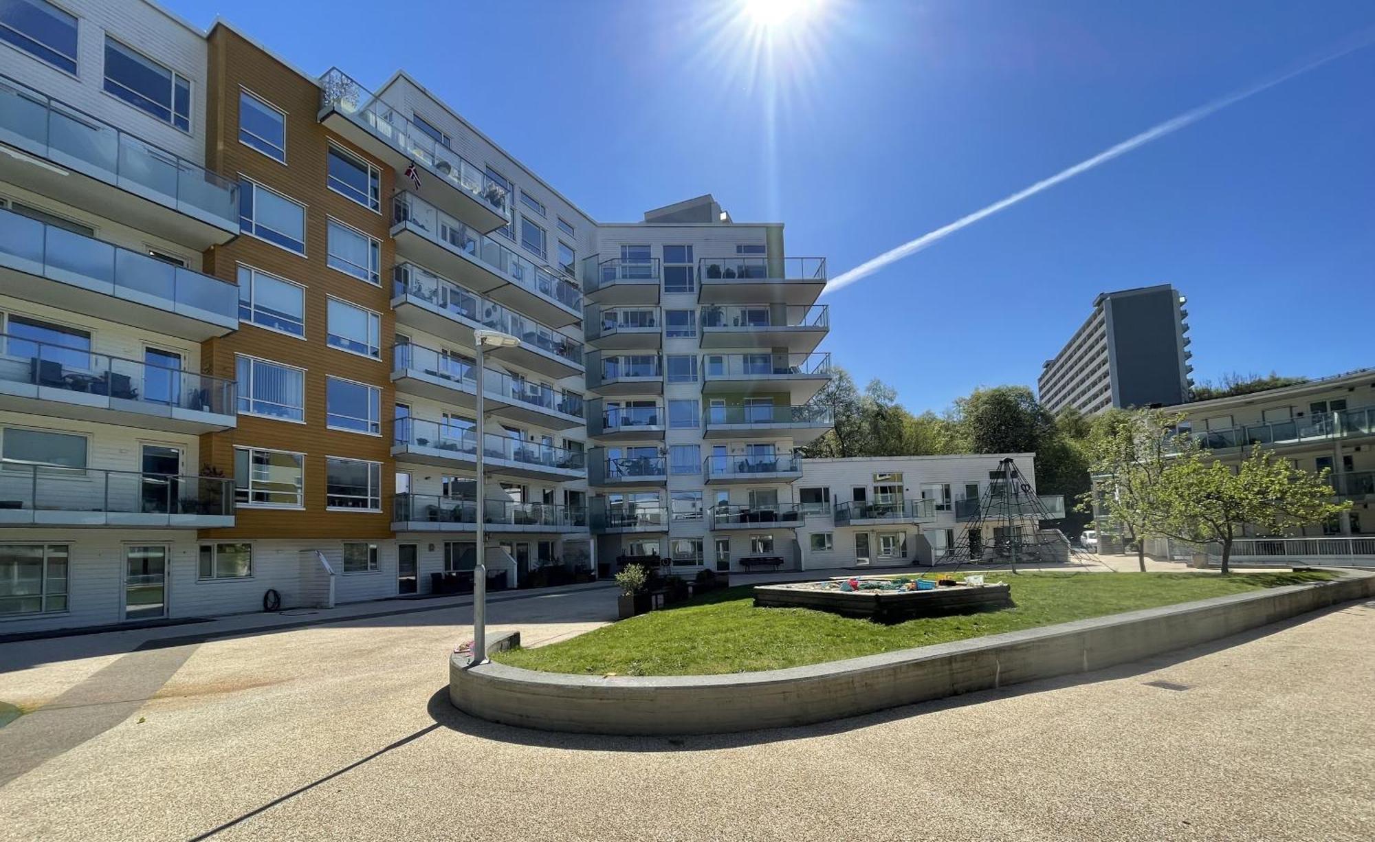 3 Sleeping Rooms For 82M2 Which Direct Traffic To Airport And City Center Bergen Extérieur photo